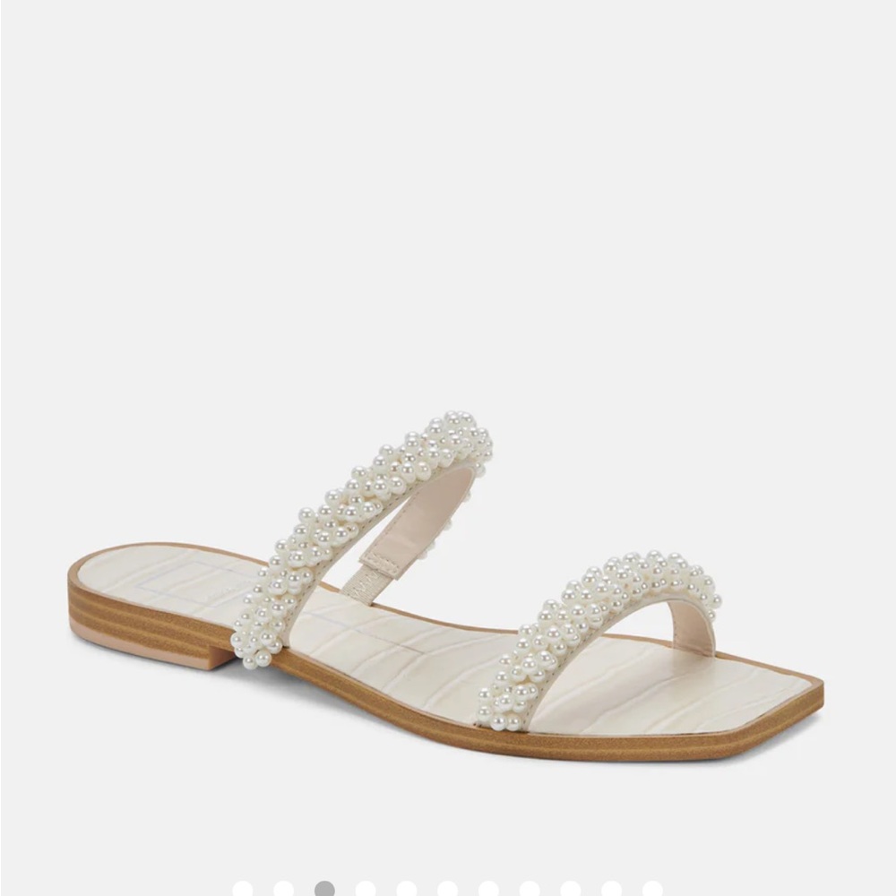 Dolce vita pearl sandals size 9.5